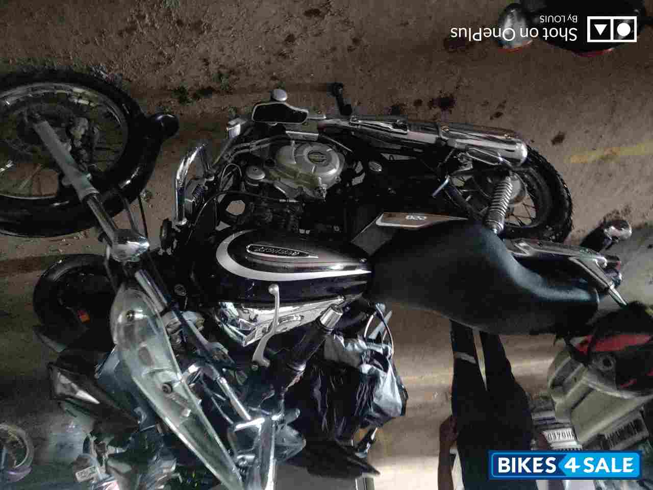 Bajaj Avenger Cruise 220 BS6