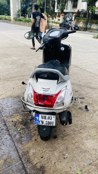 White Honda Activa 4G