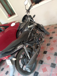 Black Honda CB Shine