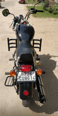 Matt Black Royal Enfield Thunderbird 500