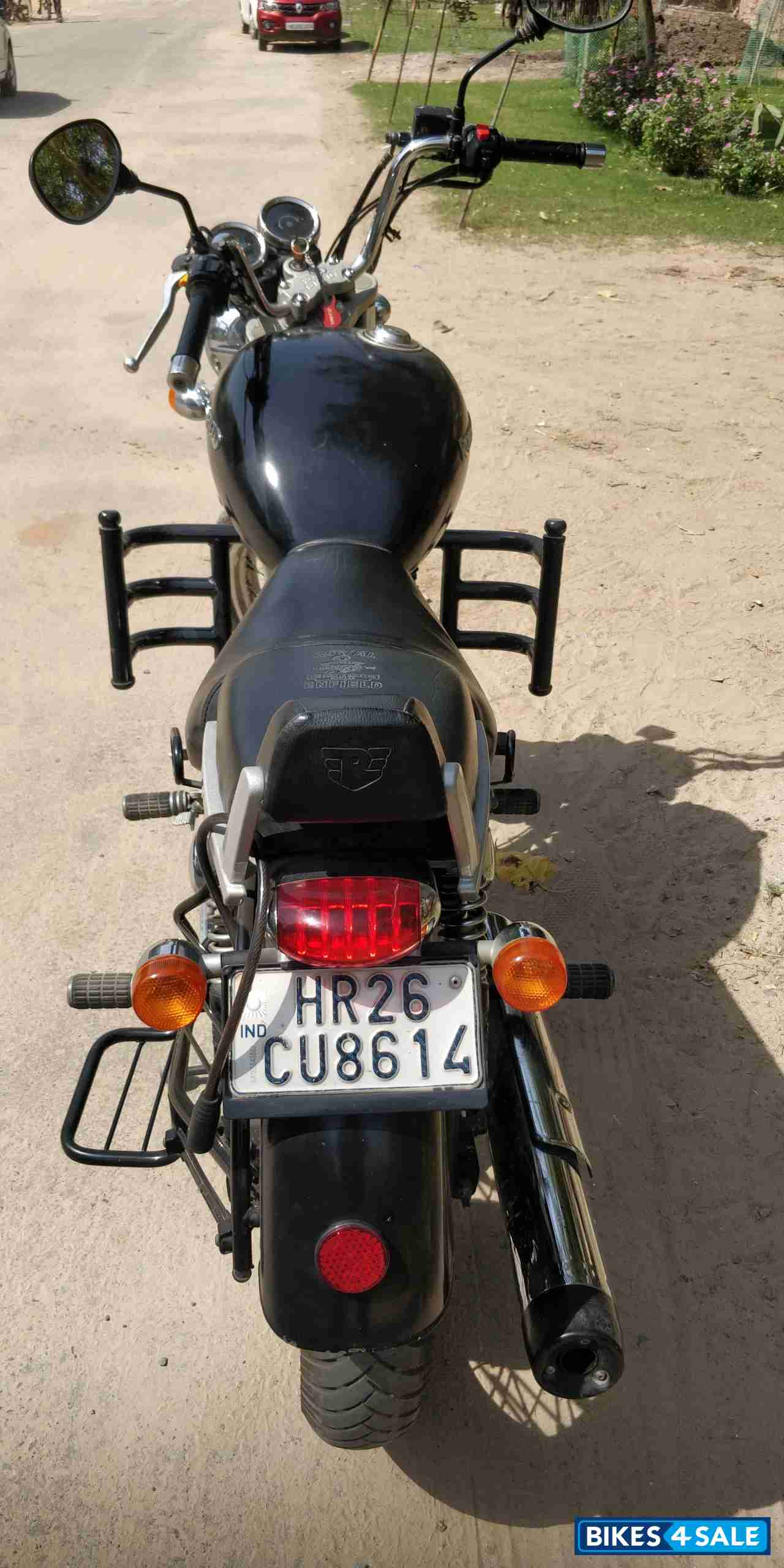 Matt Black Royal Enfield Thunderbird 500 Matt Black Royal Enfield Thunderbird 500