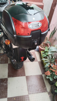 Metallic Royal Enfield Thunderbird TwinSpark 350