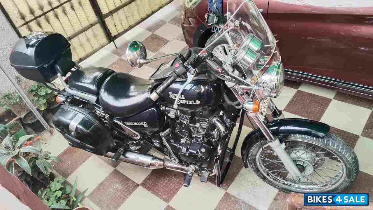 Metallic Royal Enfield Thunderbird TwinSpark 350