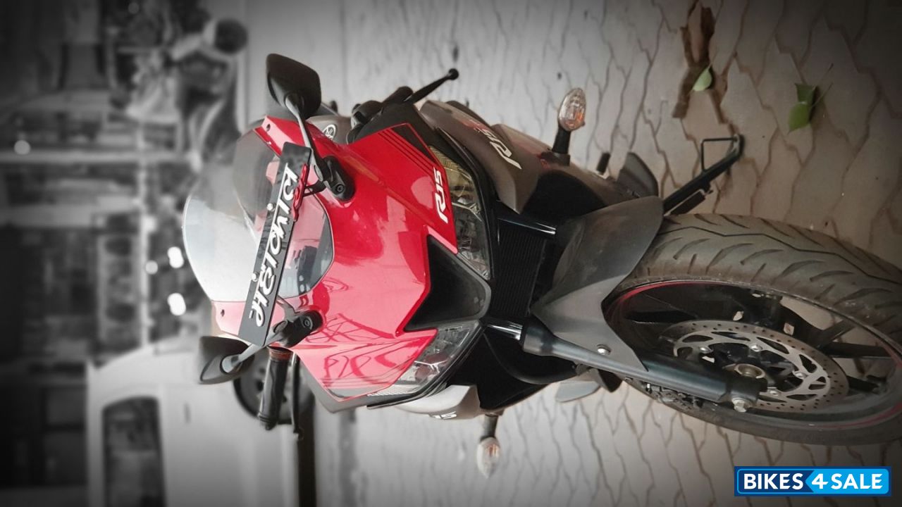 Yamaha YZF R15 V3