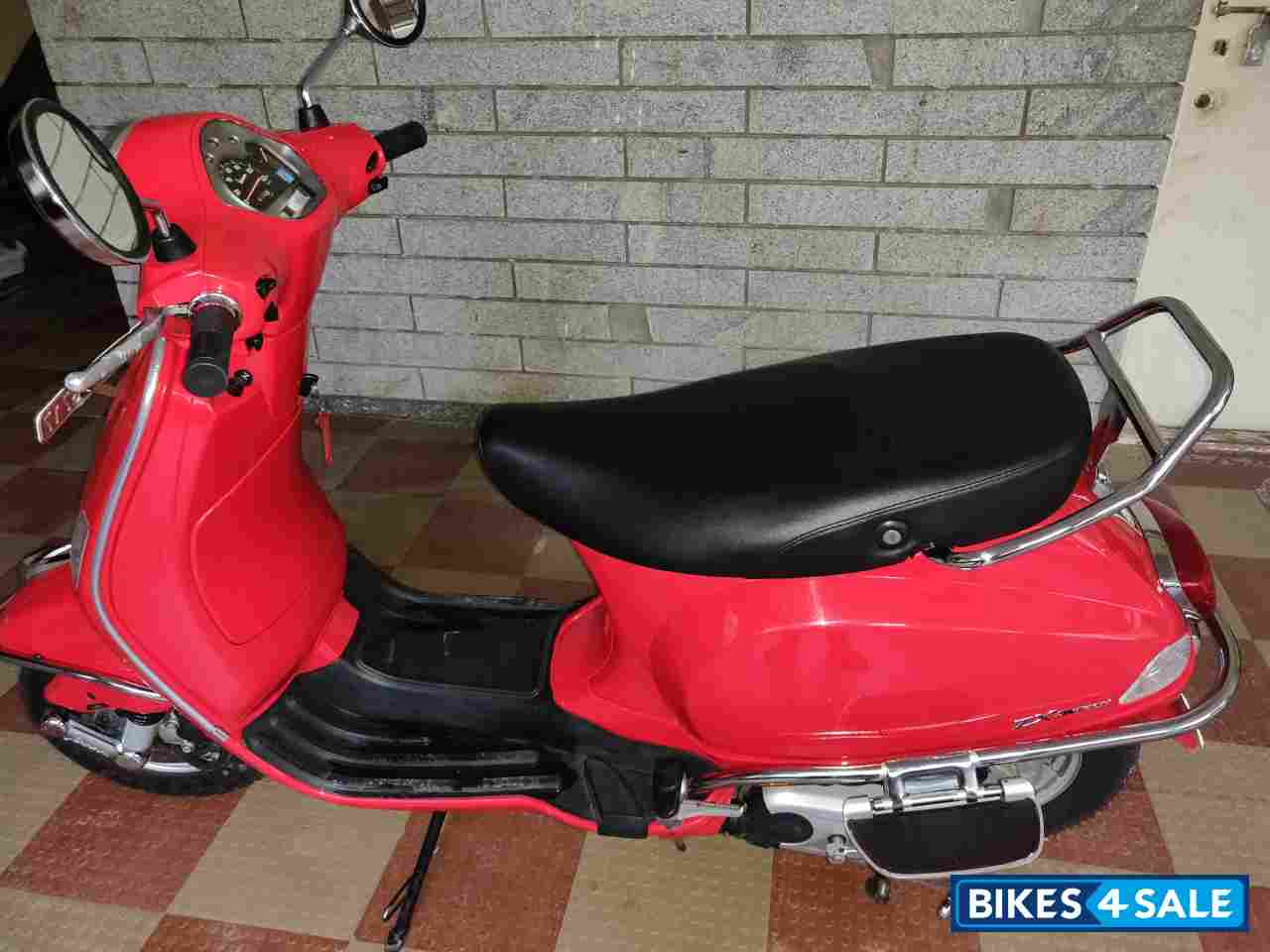 Vespa ZX 125