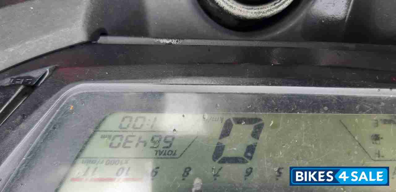 Red Honda CB Hornet 160R