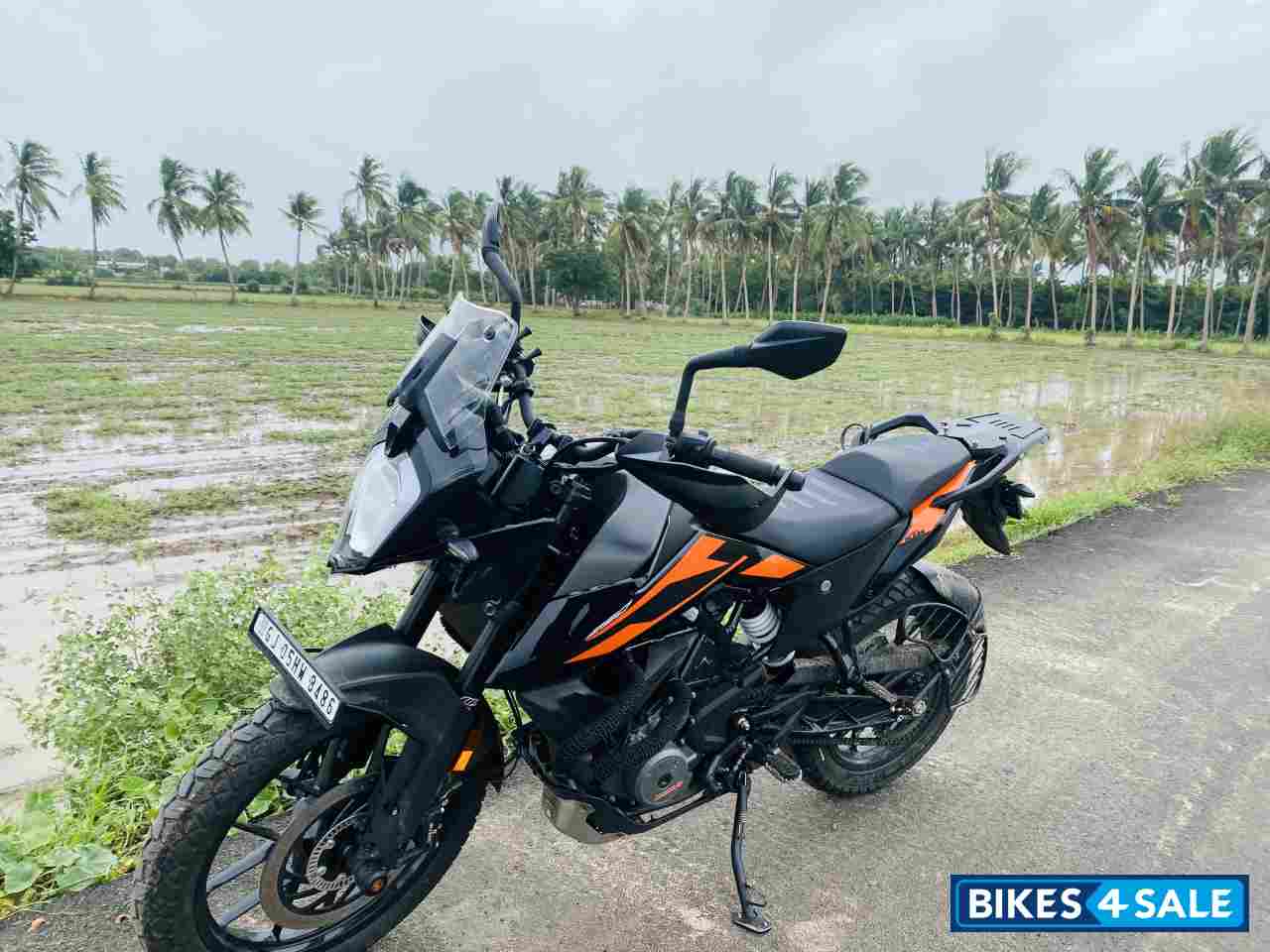 Black KTM 250 Adventure 2021