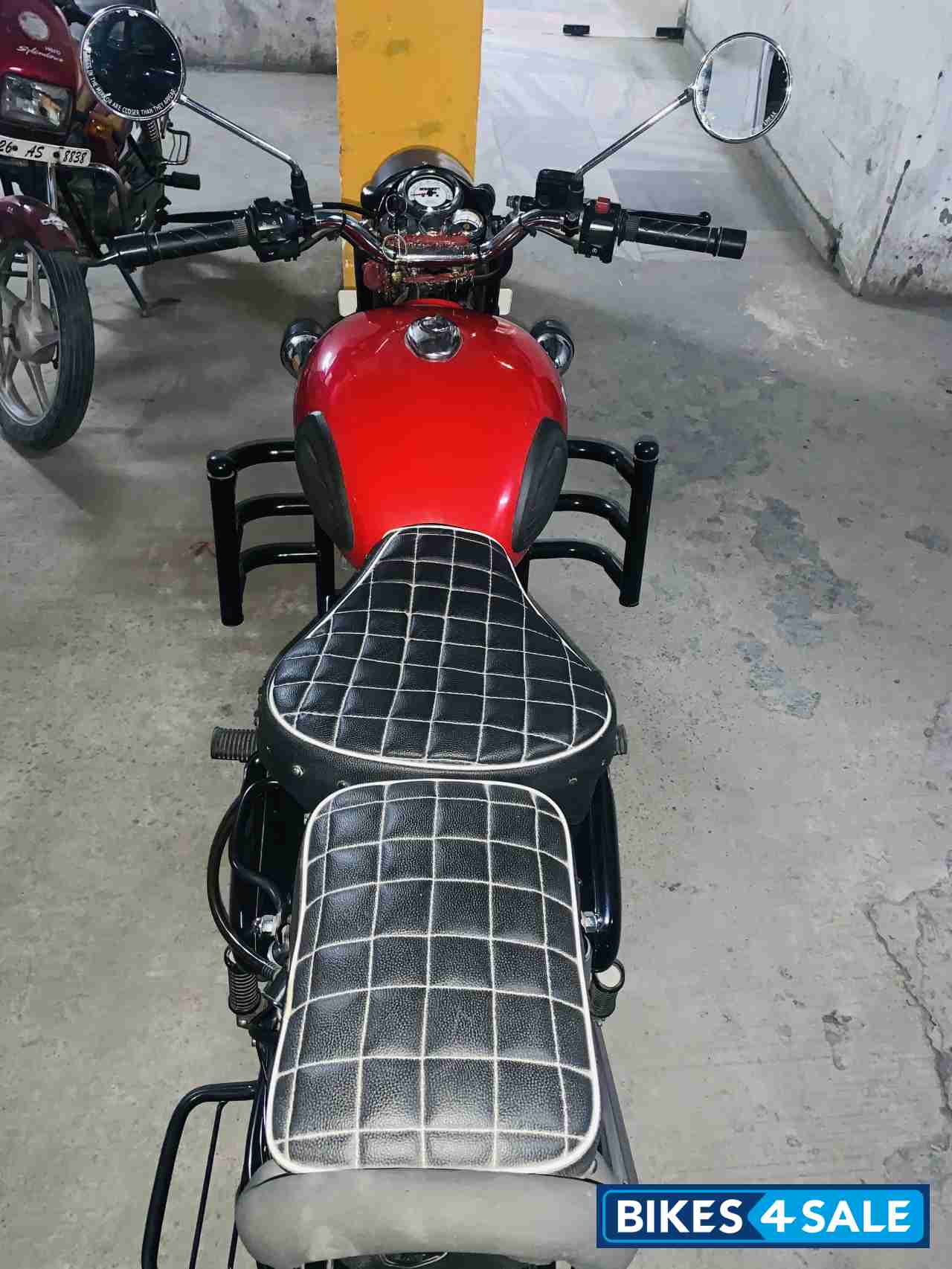 Red Royal Enfield Classic 350 Redditch Red