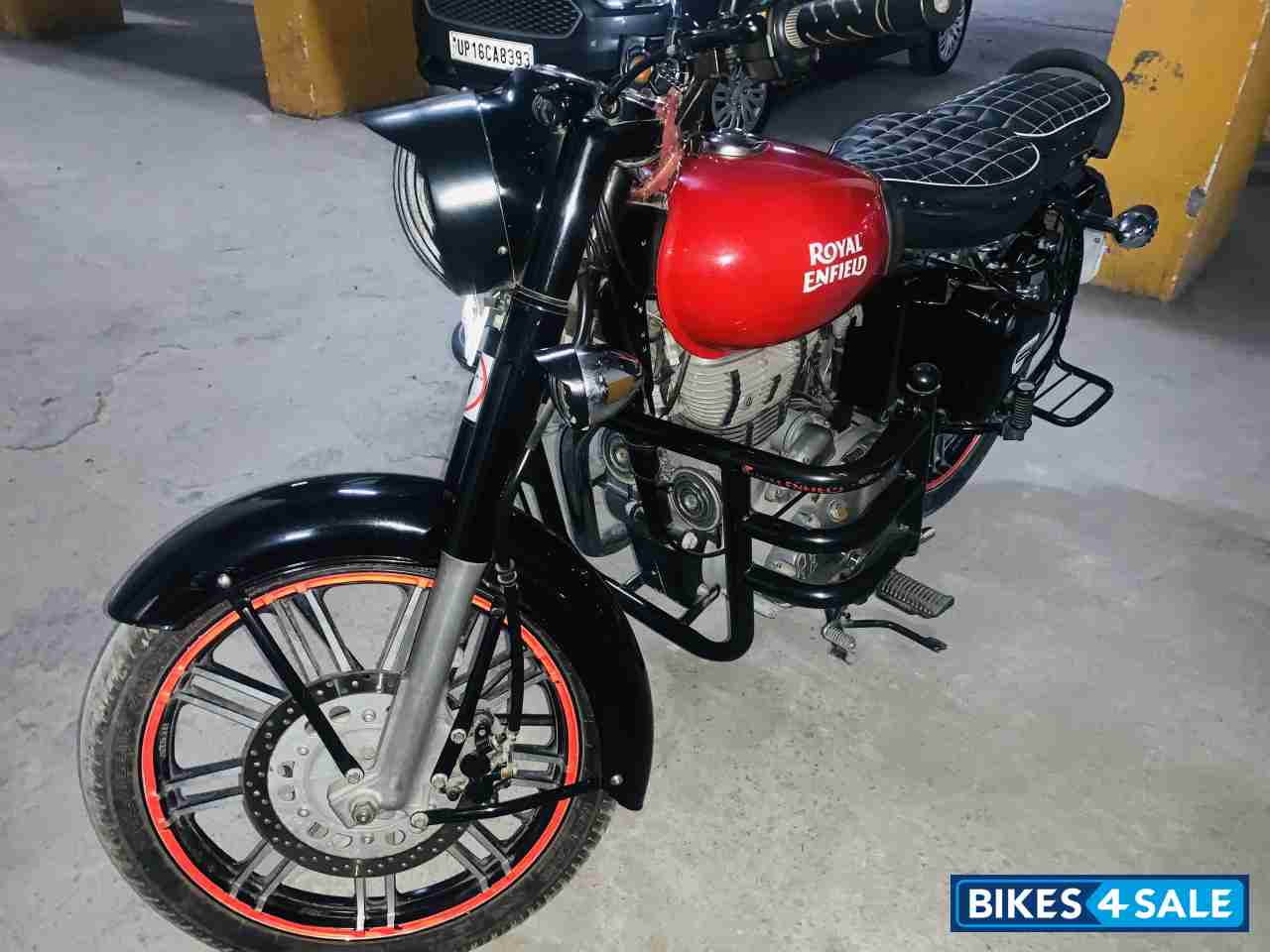 Red Royal Enfield Classic 350 Redditch Red