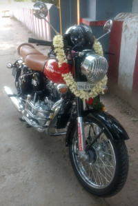 Redditch Red Royal Enfield Classic 350 Redditch Red