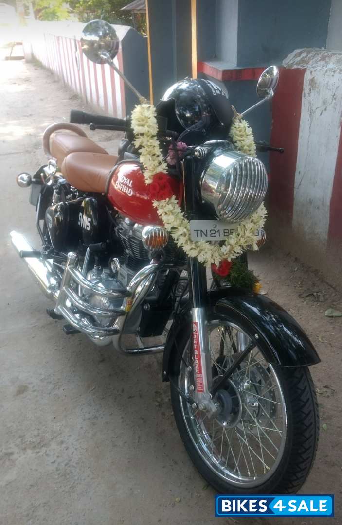 Redditch Red Royal Enfield Classic 350 Redditch Red