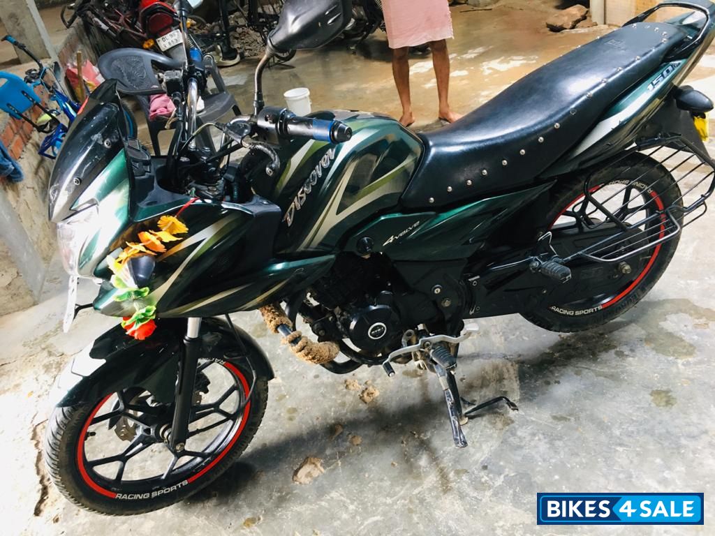 Bajaj Discover 150 F