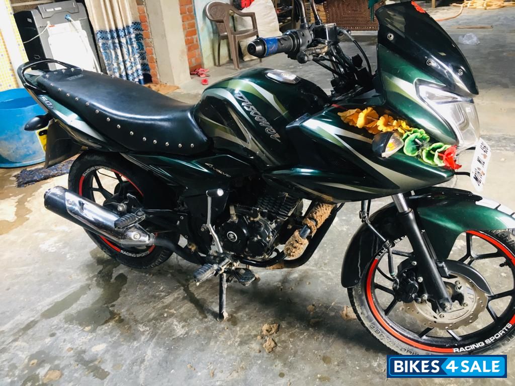 Bajaj Discover 150 F