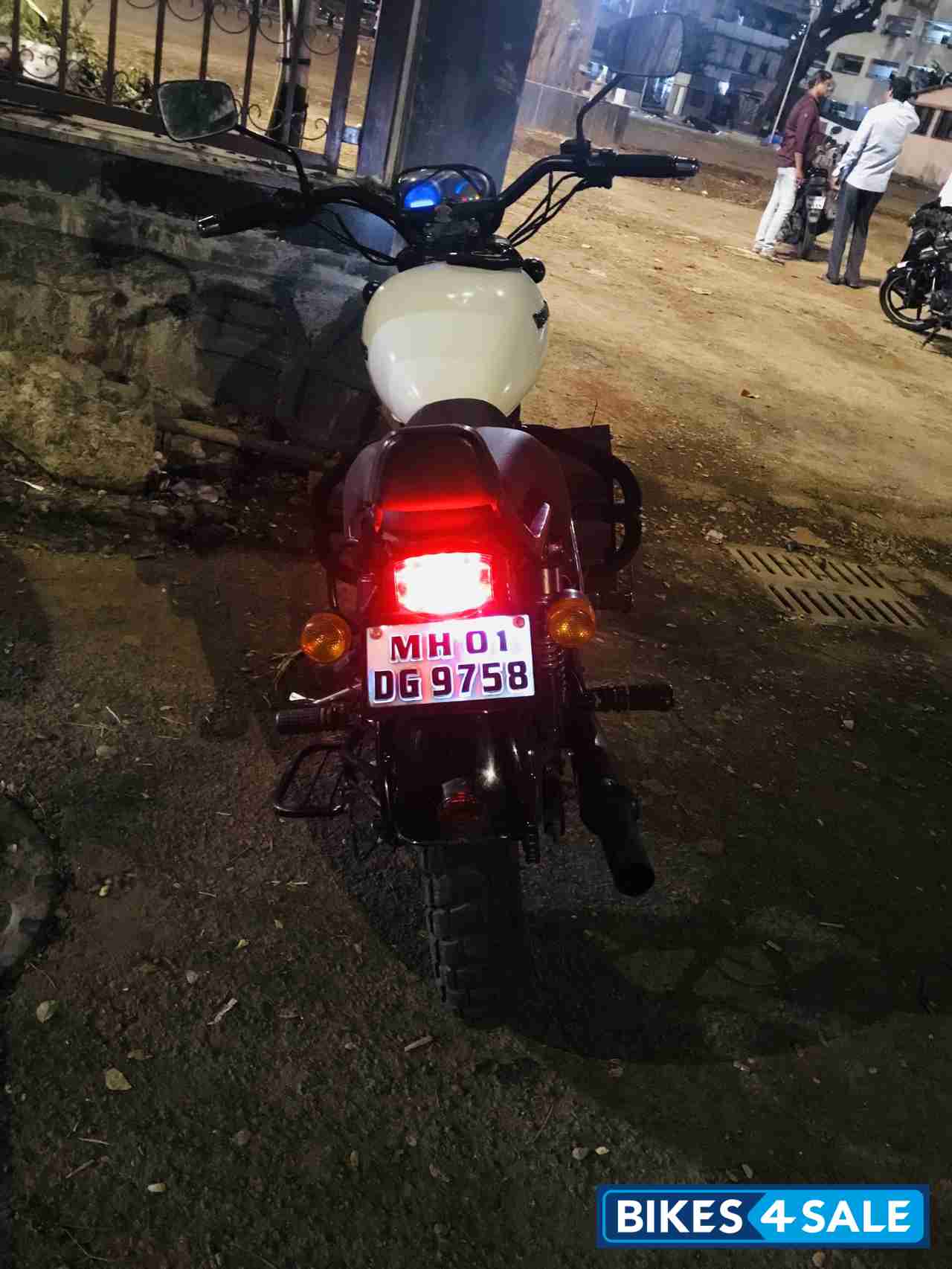 Royal Enfield Thunderbird X 350