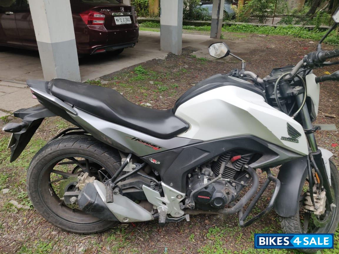 Honda CB Hornet 160R