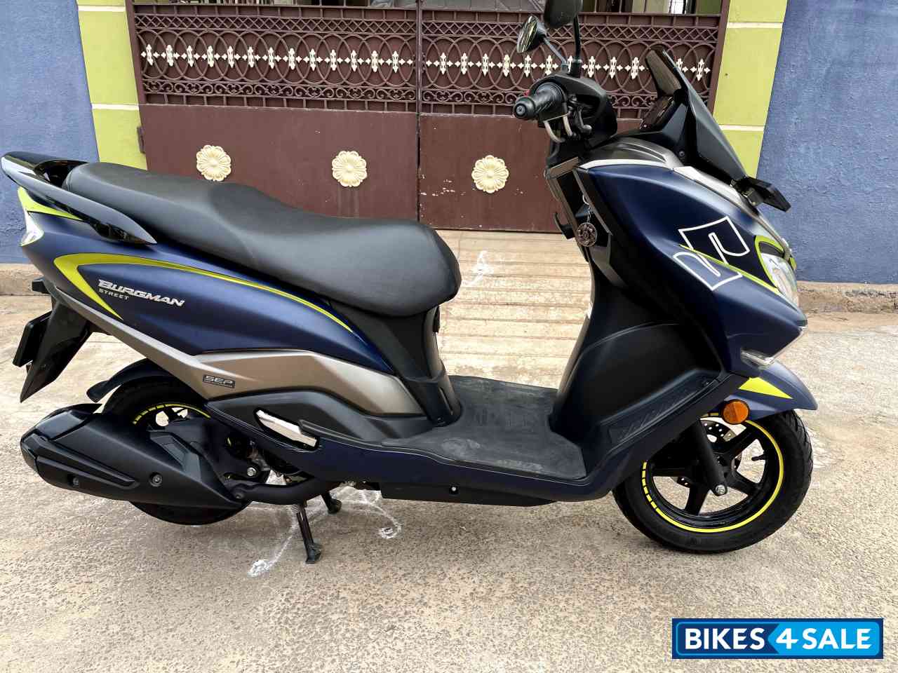 Matt Blue Suzuki Burgman Street Bluetooth Enabled