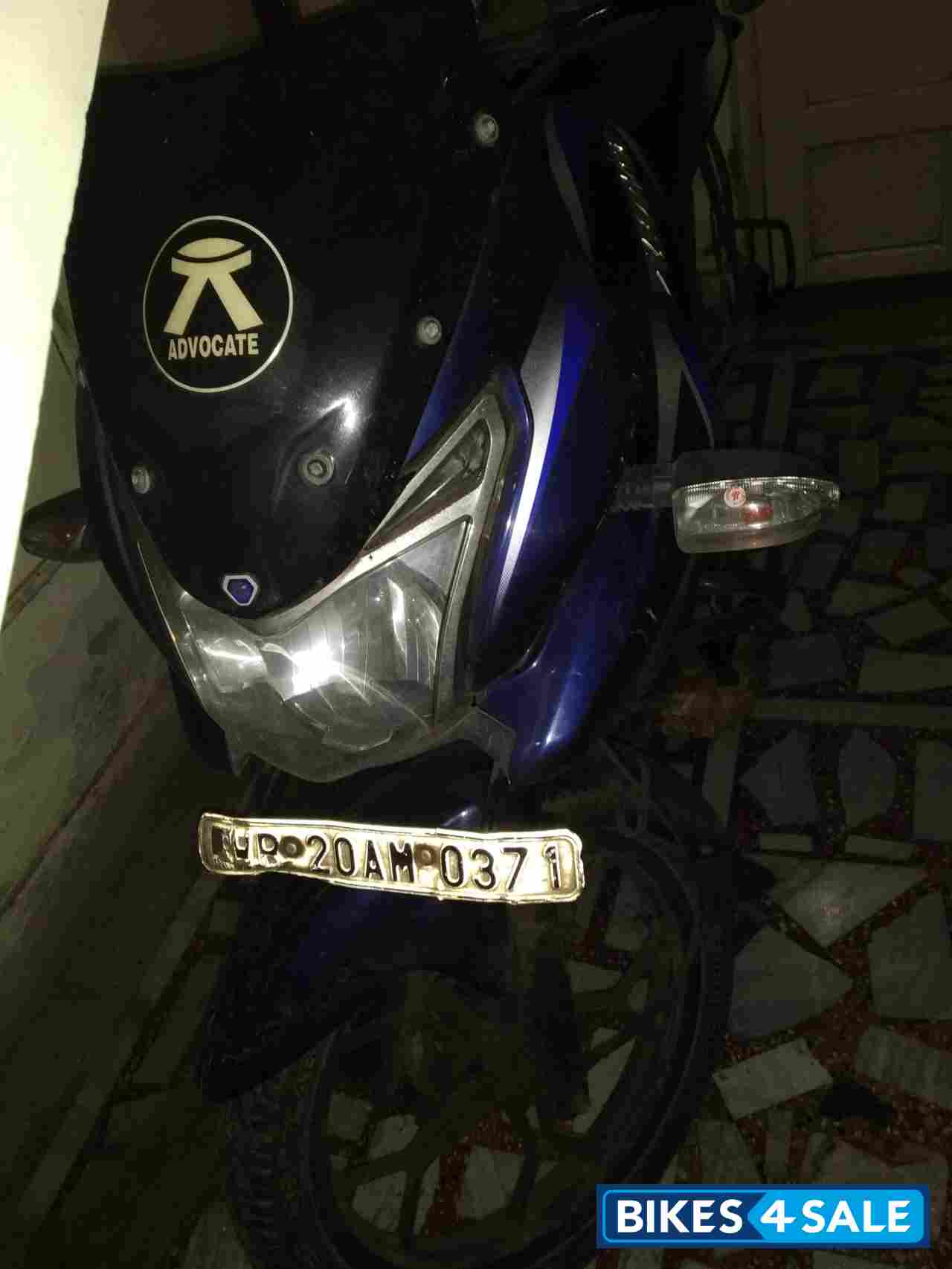 Bajaj Discover 150 F