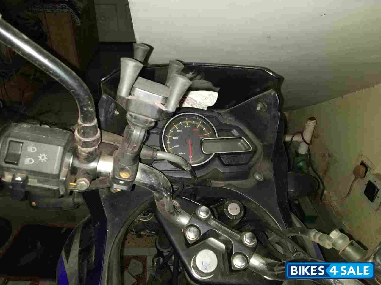 Bajaj Discover 150 F