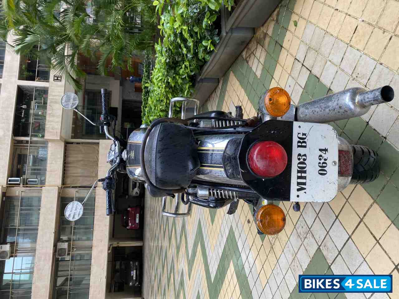 Black Royal Enfield Classic 500 Black Royal Enfield Classic 500