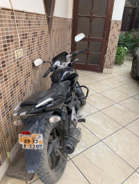 Black Bajaj Pulsar 180 DTSi