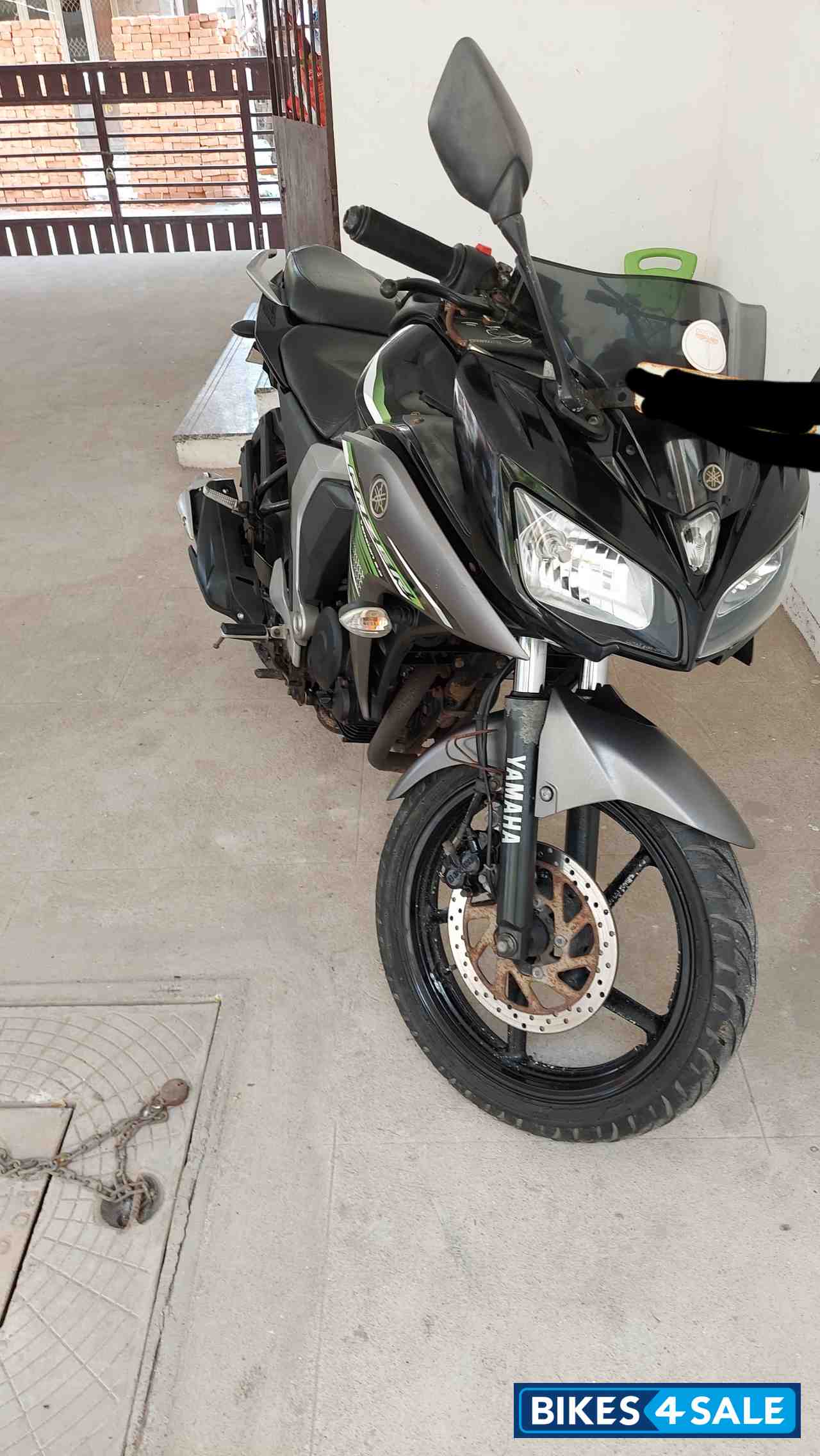 Black Grey Yamaha Fazer FI V2