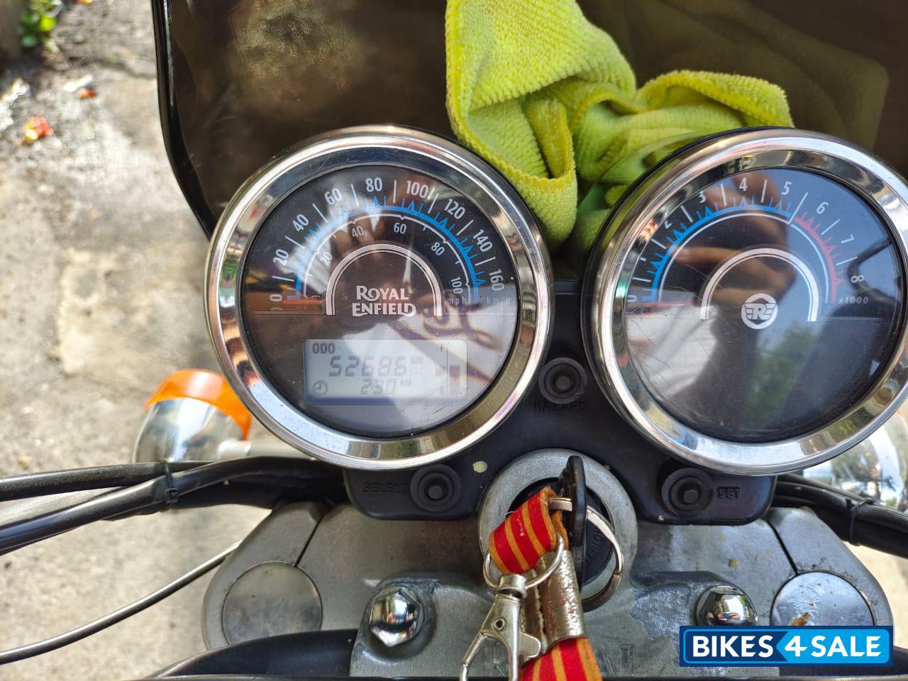 Lighting Green Royal Enfield Thunderbird Lighting Green Royal Enfield Thunderbird