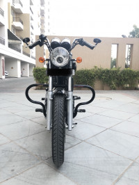 Black Royal Enfield Thunderbird 500