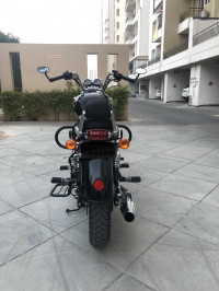 Black Royal Enfield Thunderbird 500