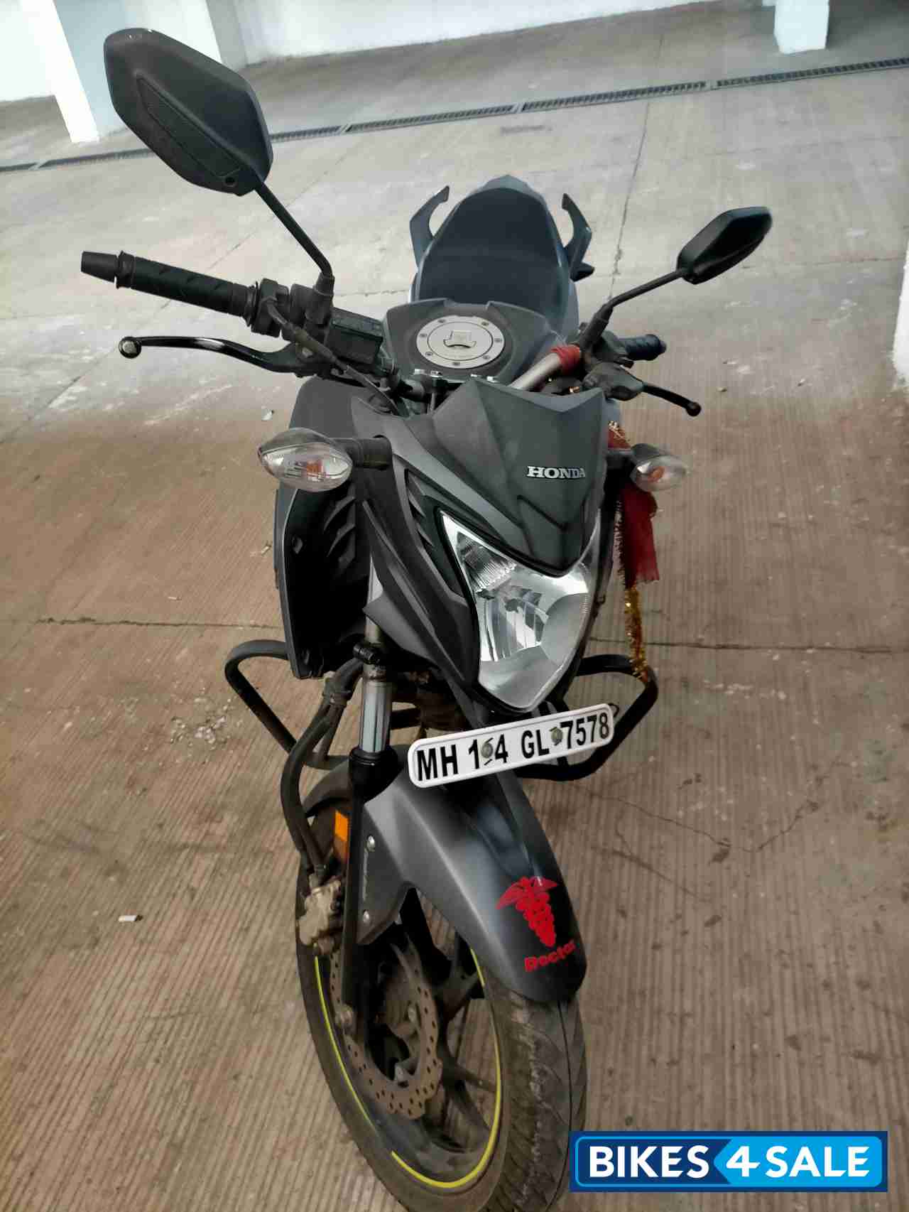 Honda CB Hornet 160R ABS