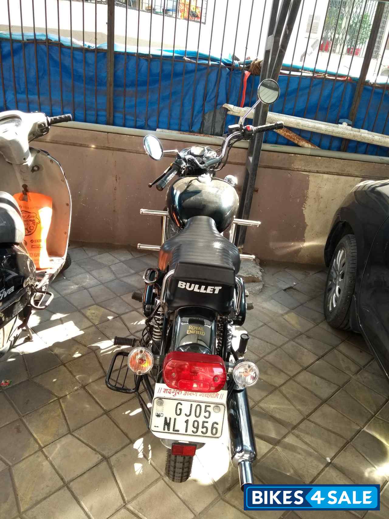 Black Royal Enfield Bullet Electra