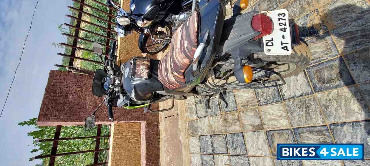 Black Green Yamaha Fazer