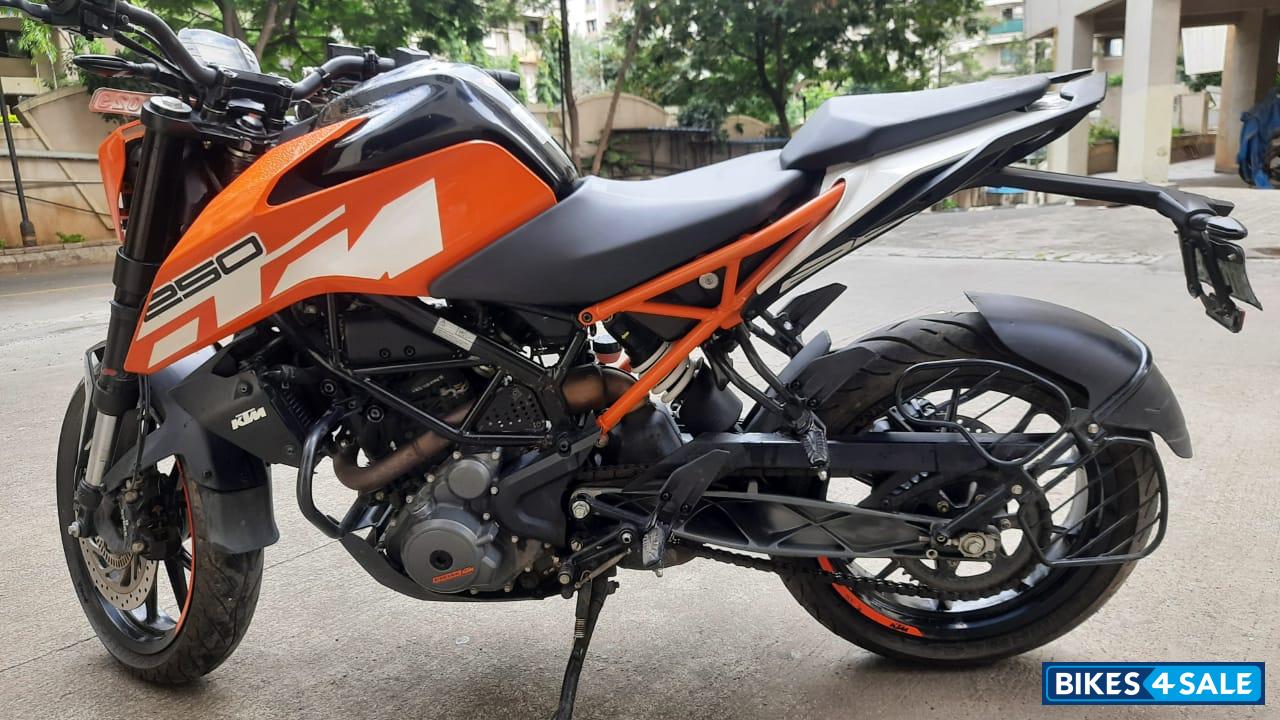 KTM Duke 250
