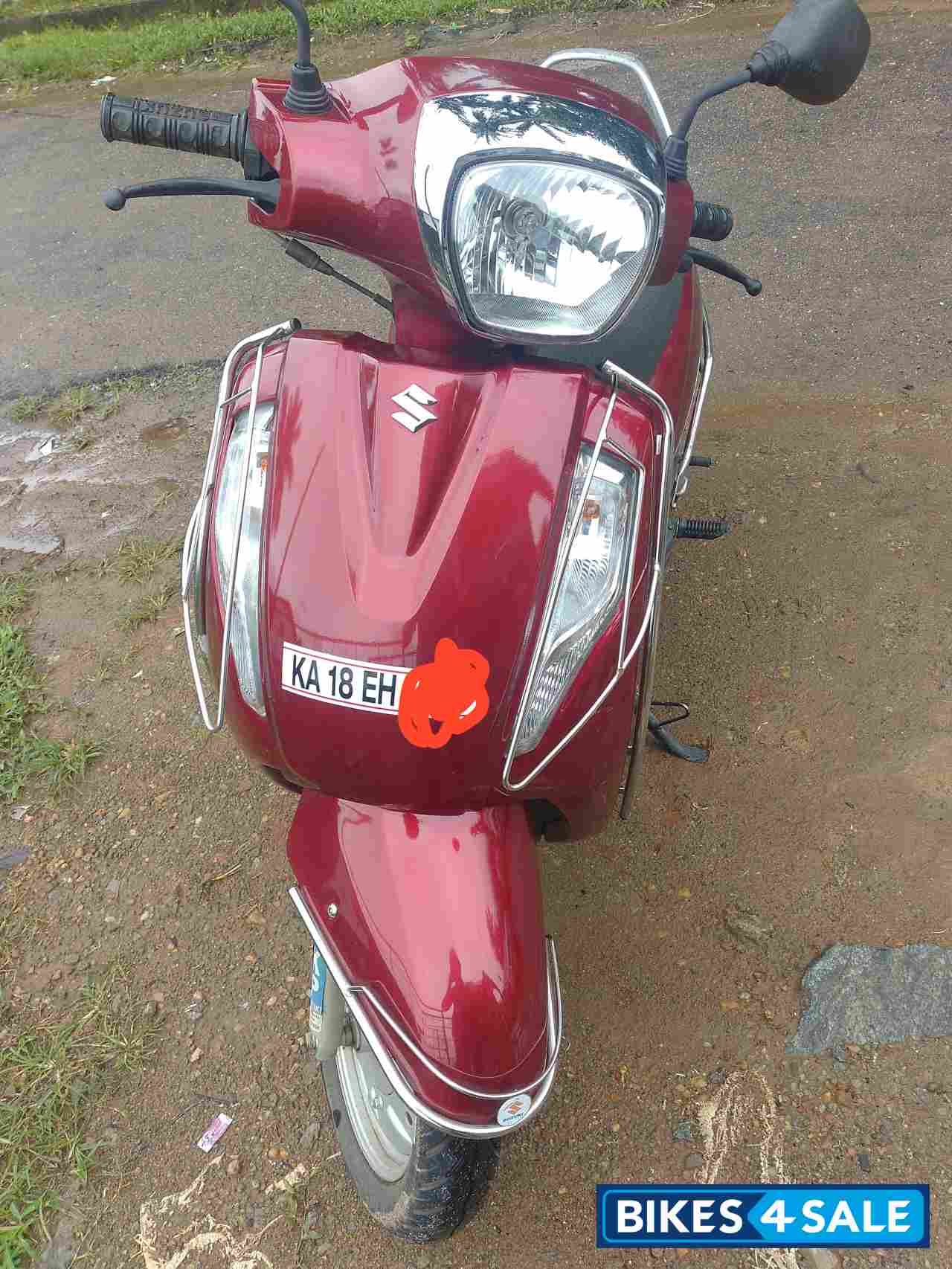 Red Suzuki Access 125 BS6