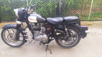 Black Royal Enfield Classic 350