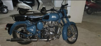 Royal Enfield Classic Squadron Blue
