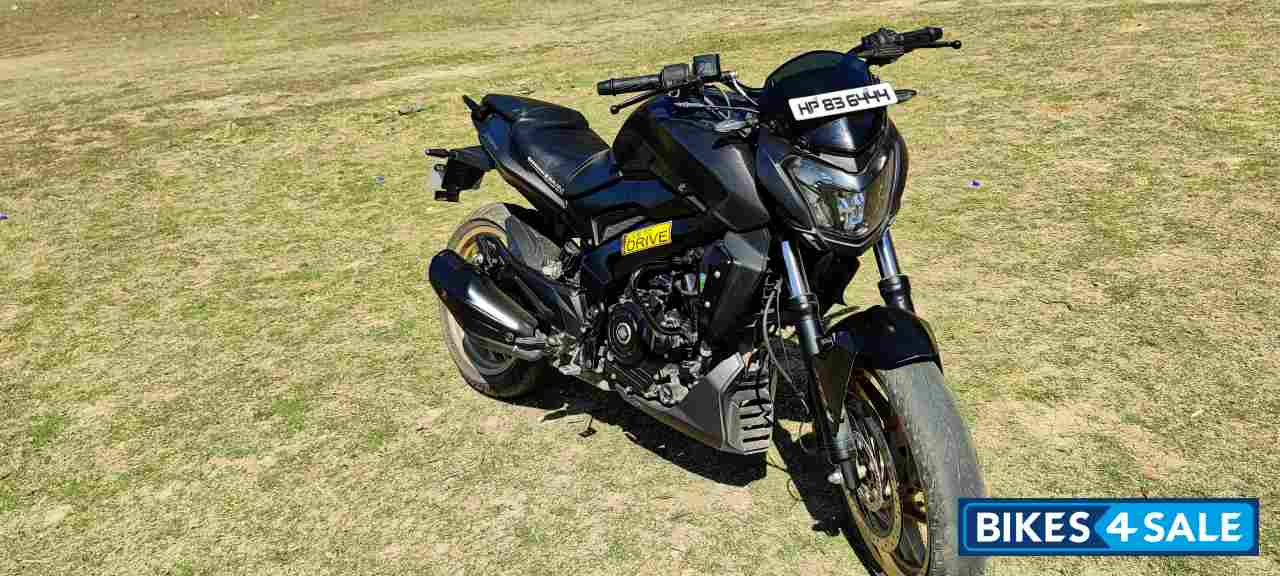 Matte Black Bajaj Dominar 400 Disc