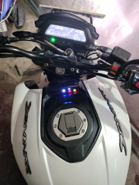 Classic White Bajaj Dominar 400 ABS BS6