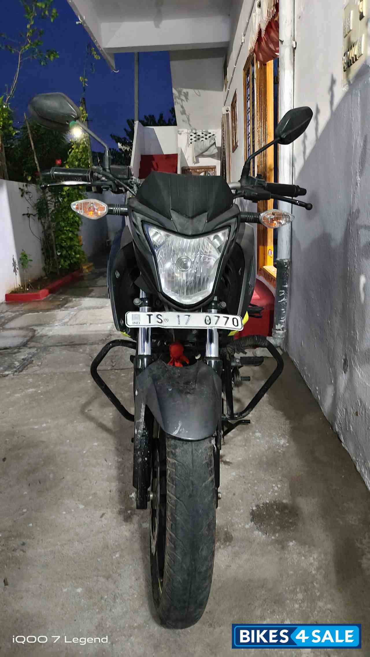 Honda CB Hornet 160R