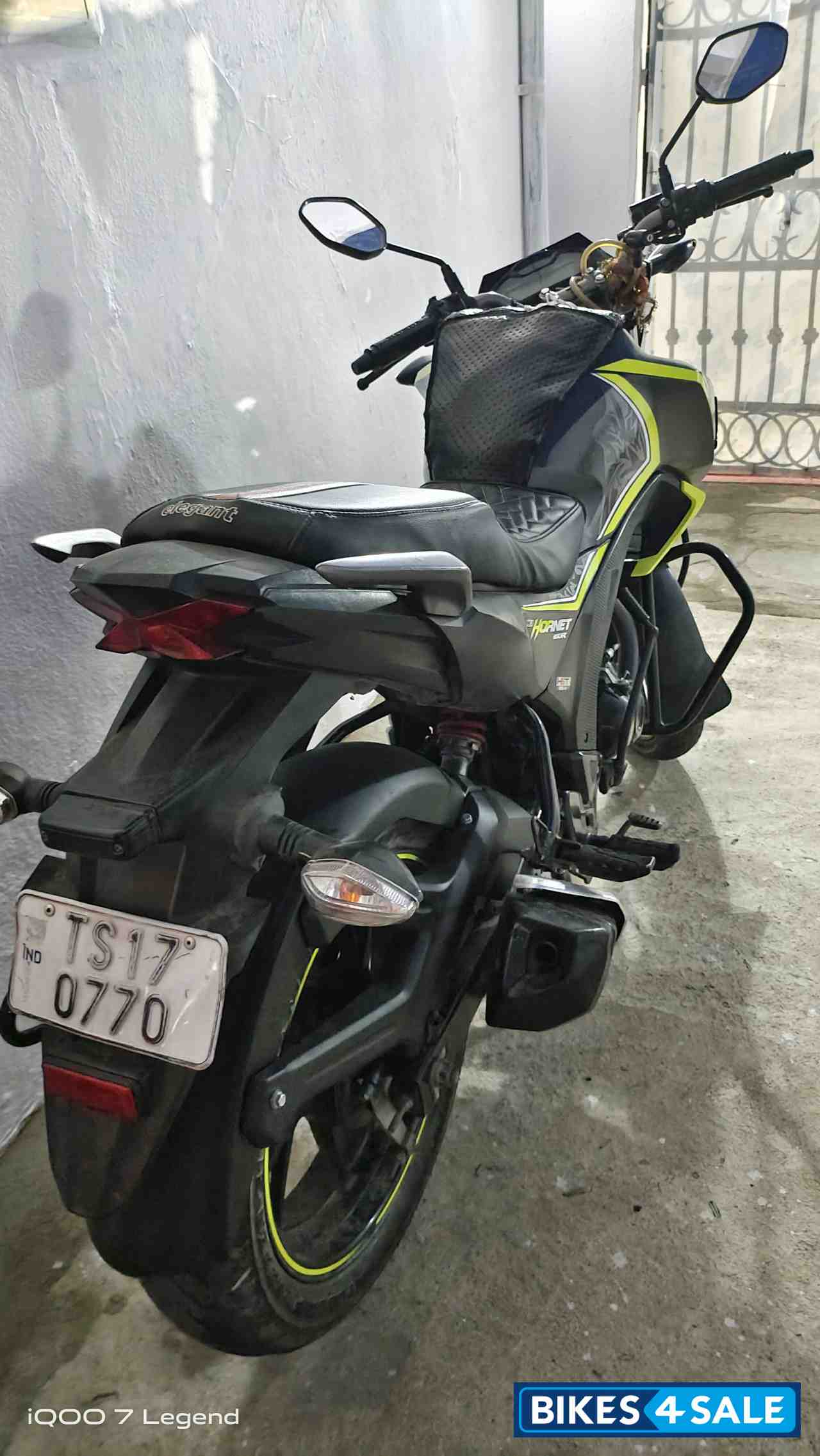 Honda CB Hornet 160R
