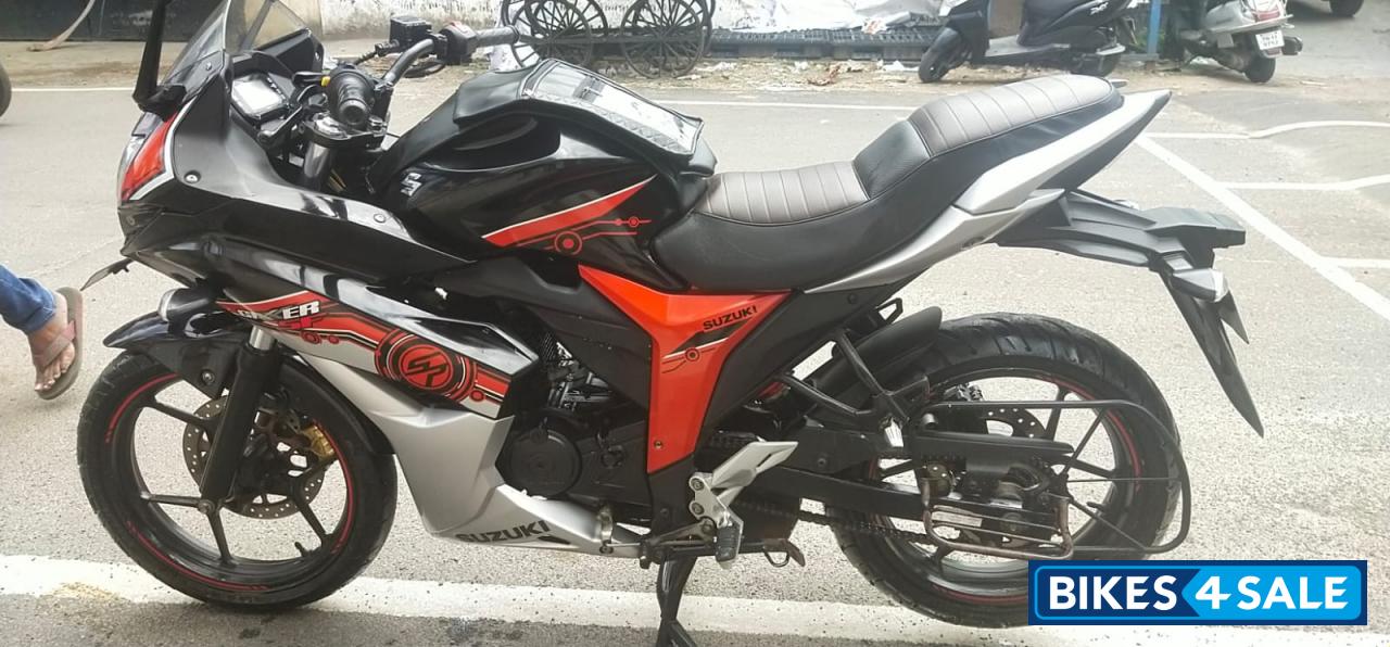 Suzuki Gixxer ABS