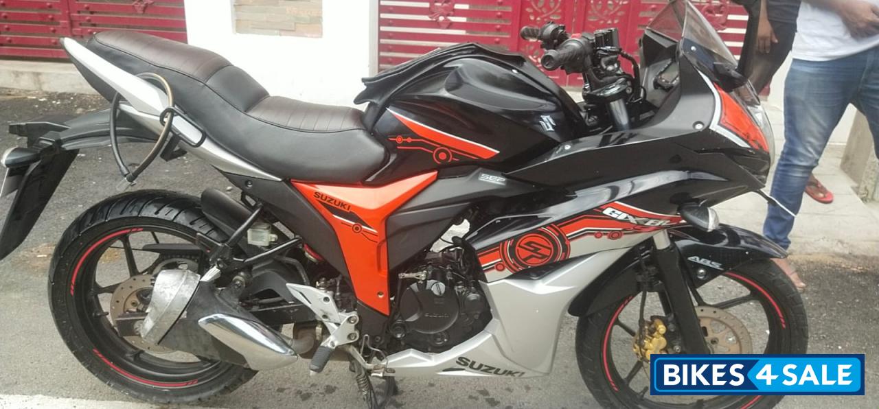 Suzuki Gixxer ABS