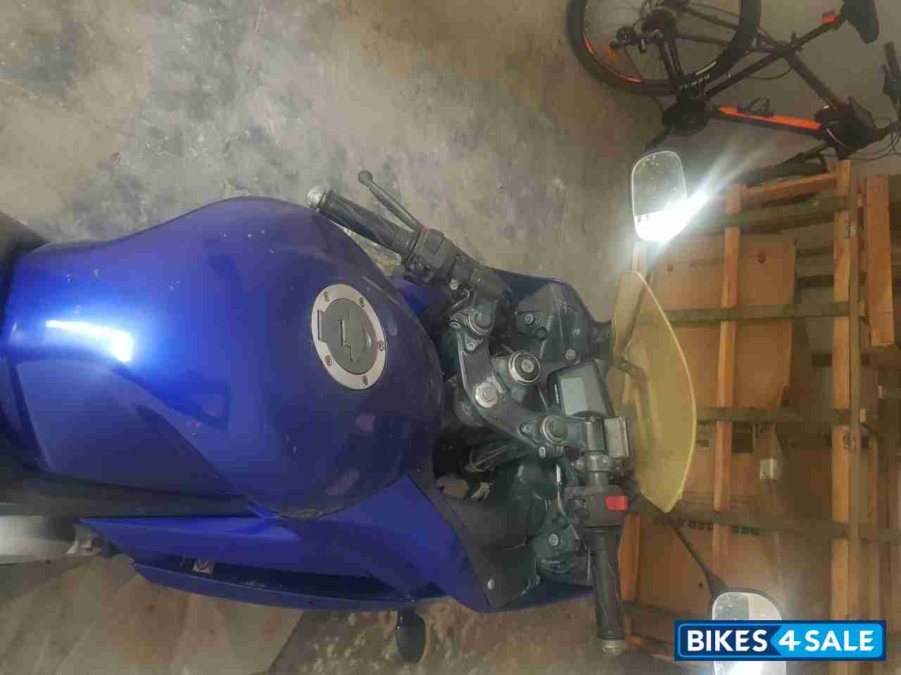 Blue Yamaha YZF R15