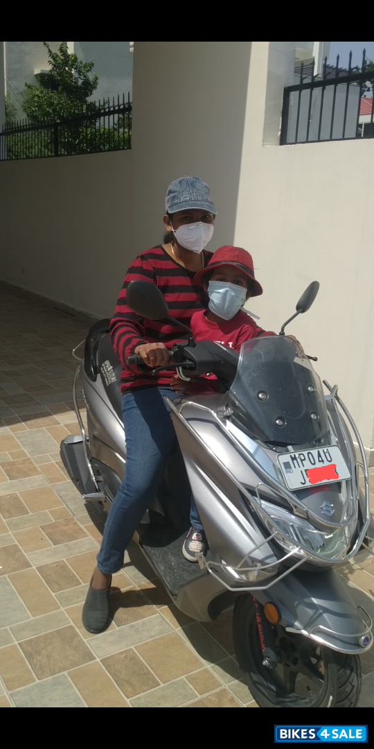 Gray Suzuki Burgman Street BS6