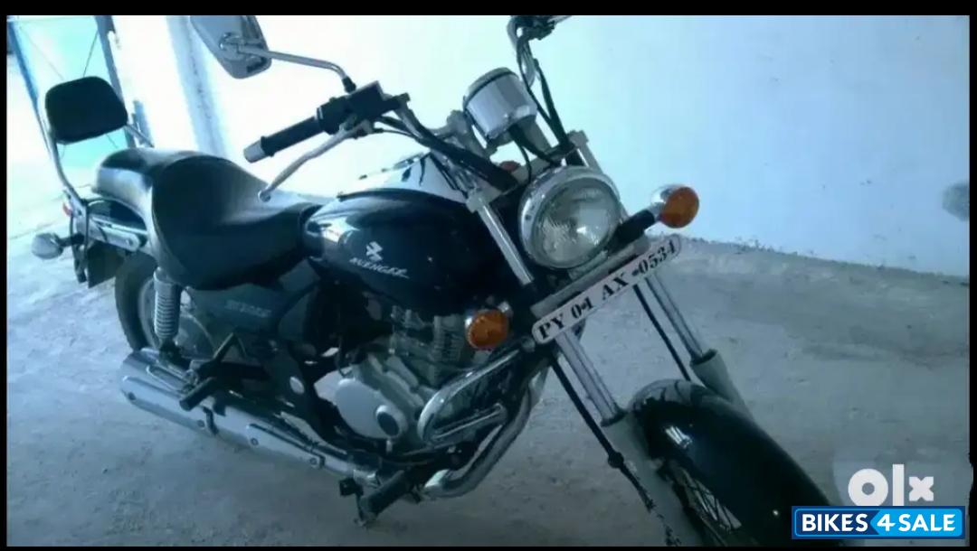 Bajaj Avenger 200 DTS-i Bajaj Avenger 200 DTS-i