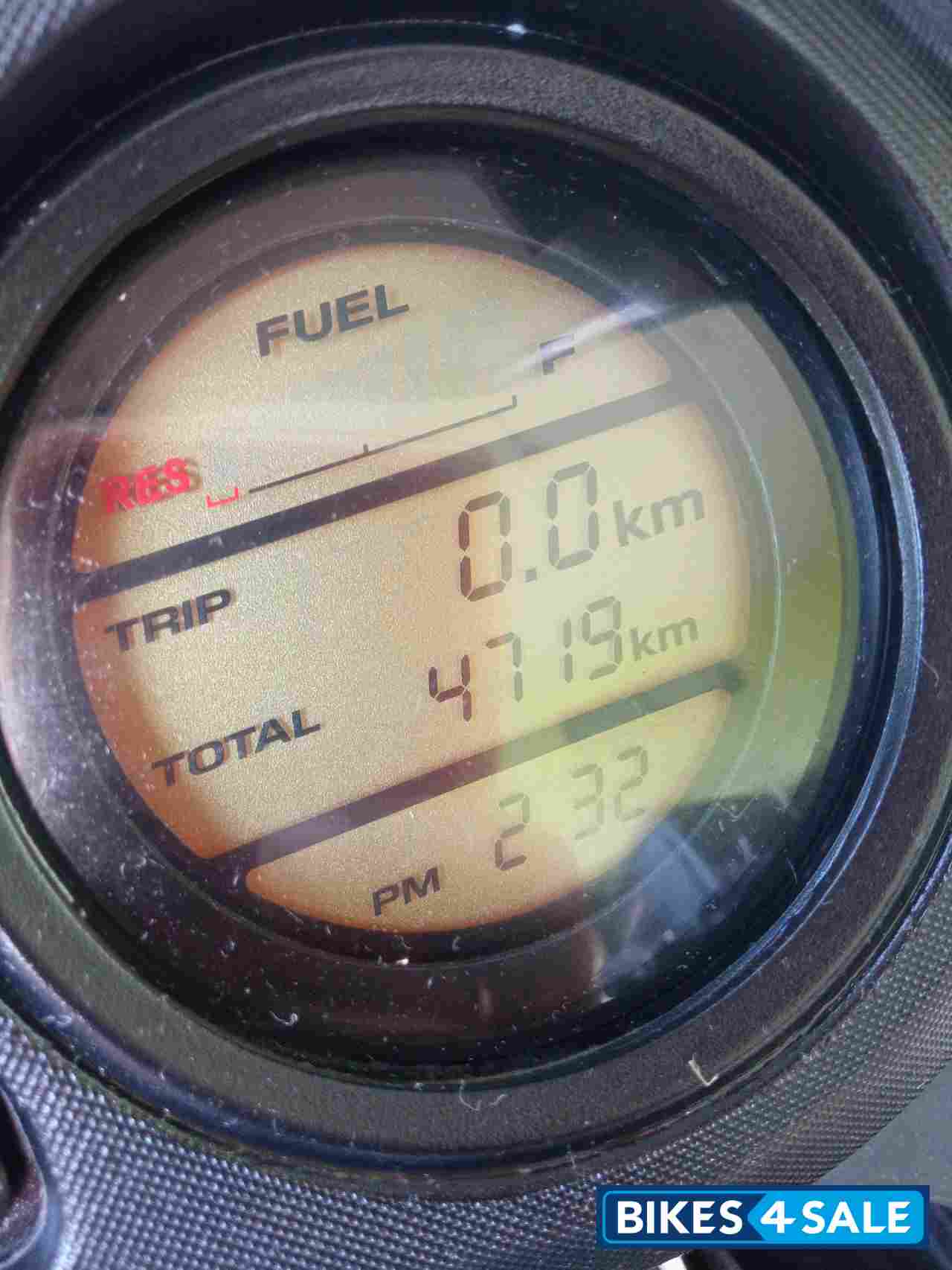 Black & Red Hero Karizma R