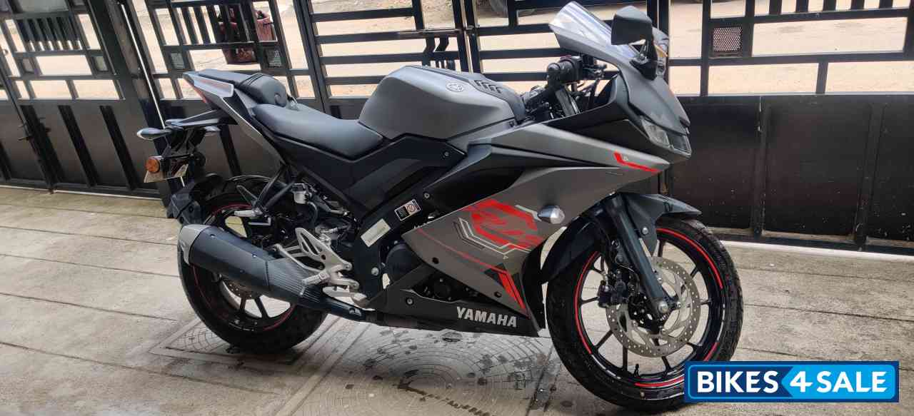 Yamaha YZF R15 V3 BS6