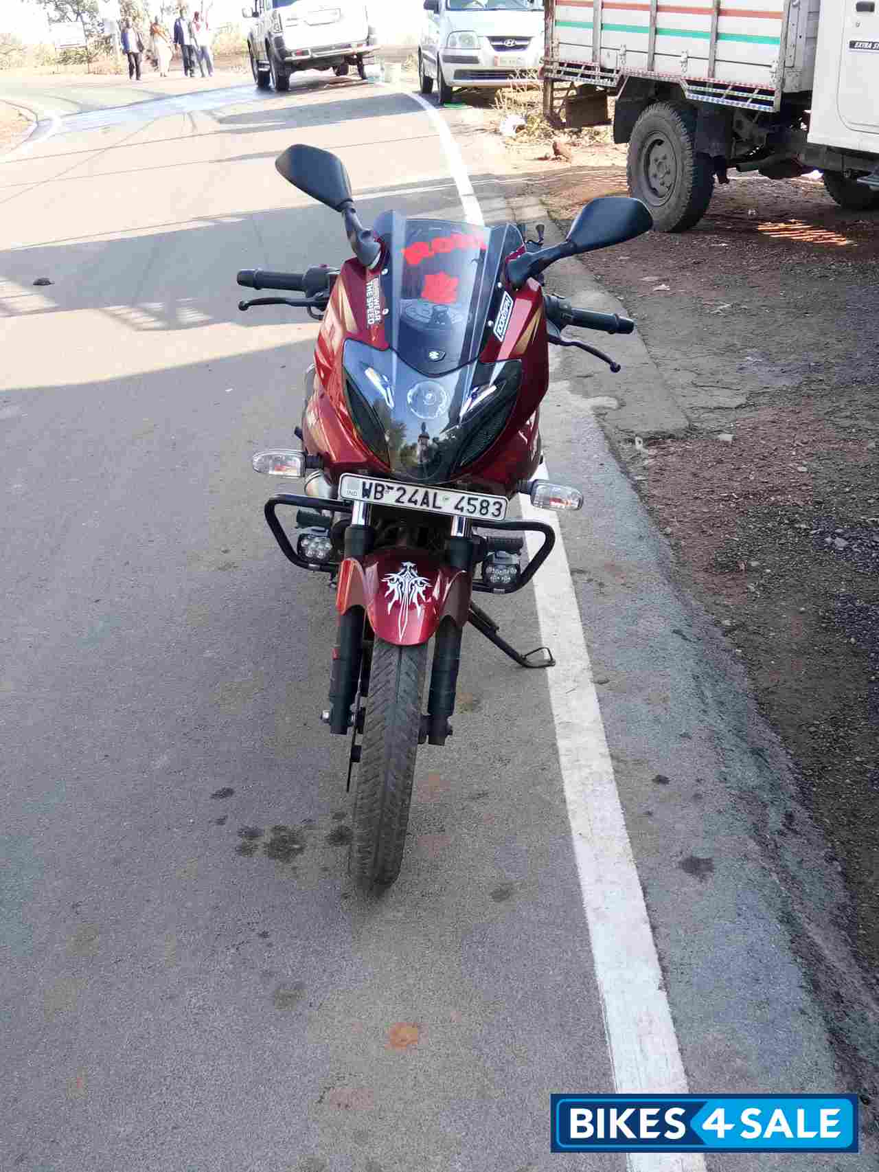 Bajaj Pulsar 220 DTSFi