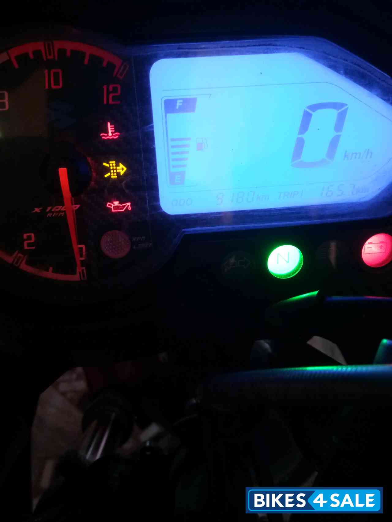 Bajaj Pulsar 220 DTSFi