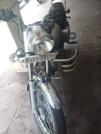 White Metalic Royal Enfield Bullet Electra