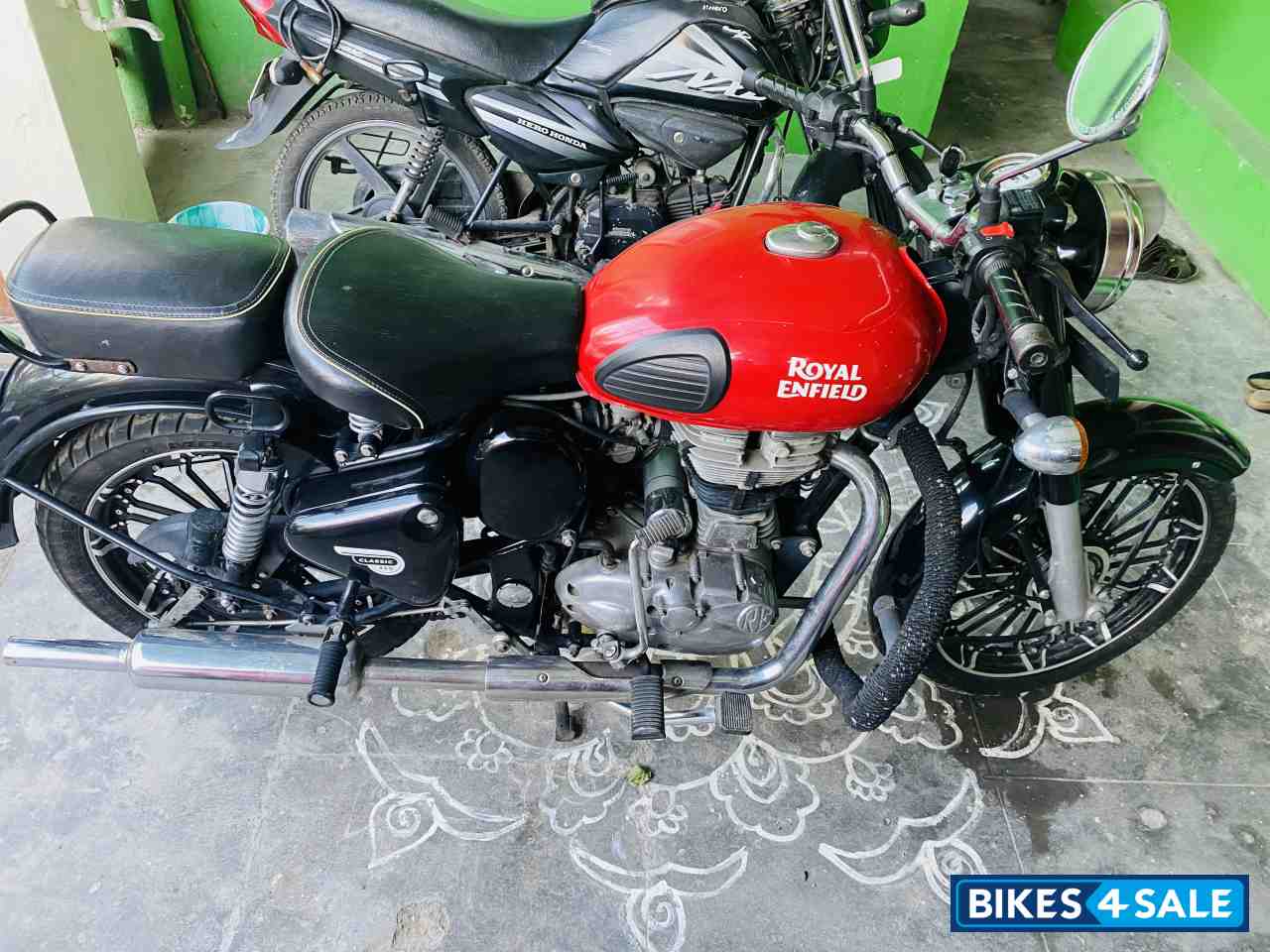 Royal Enfield Classic 350 Redditch Red Royal Enfield Classic 350 Redditch Red